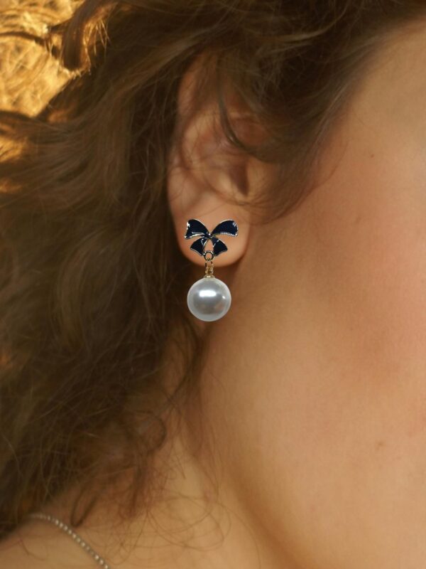 black enamel Korean Bow Pearl Earrings